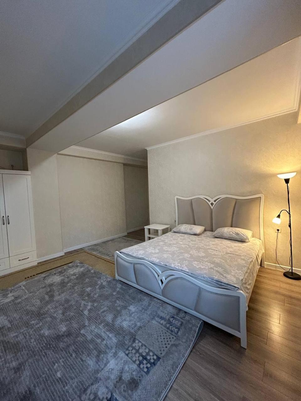 Ecohouse Daire Bişkek Dış mekan fotoğraf